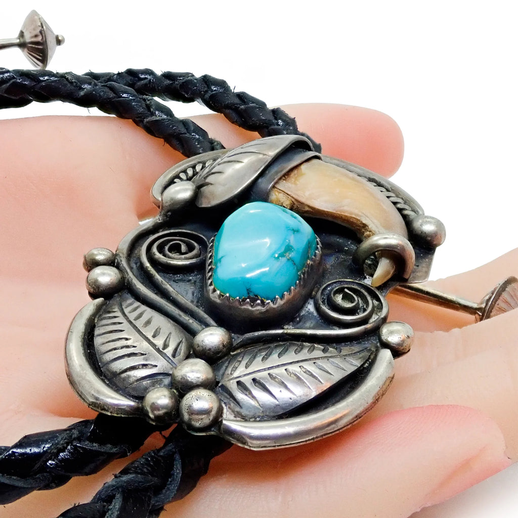 Native American Navajo Kingman Turquoise & Bear Claw Sterling Silver Bolo Tie