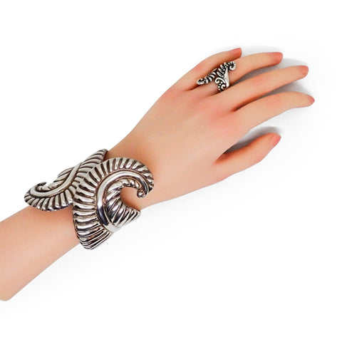 1950s TAXCO Sterling Silver Swirl Fern Motif Hinged Clamper Bracelet & Ring Set